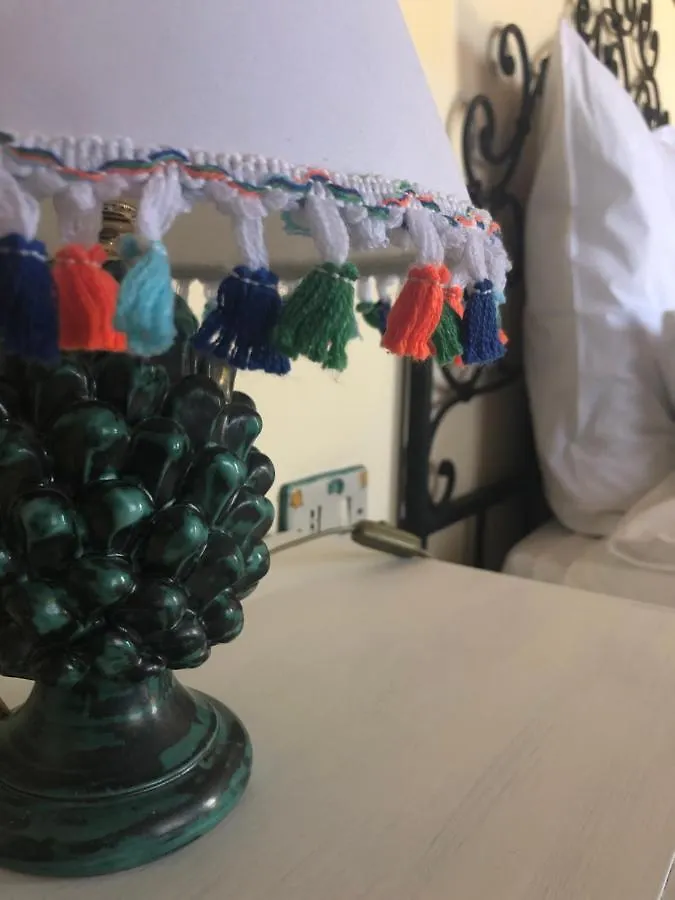 Ficarra San Noto Antica Residenza Di Caccia Bed & Breakfast 0*,