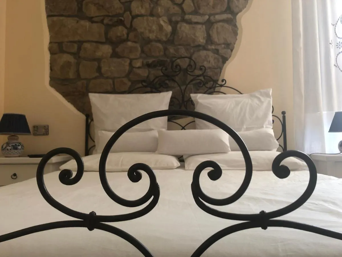 San Noto Antica Residenza Di Caccia Bed & Breakfast Ficarra
