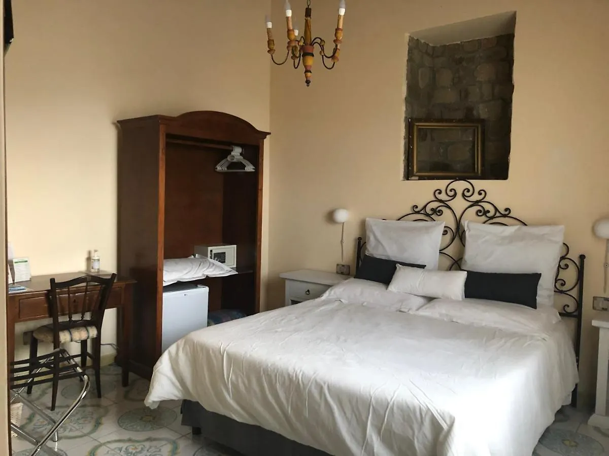 San Noto Antica Residenza Di Caccia Bed & Breakfast Ficarra Italy