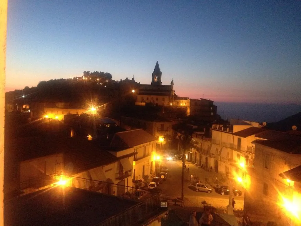 Ficarra San Noto Antica Residenza Di Caccia Bed & Breakfast 0*,