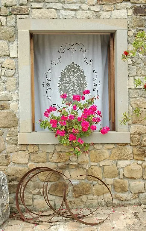 Ficarra San Noto Antica Residenza Di Caccia Bed & Breakfast