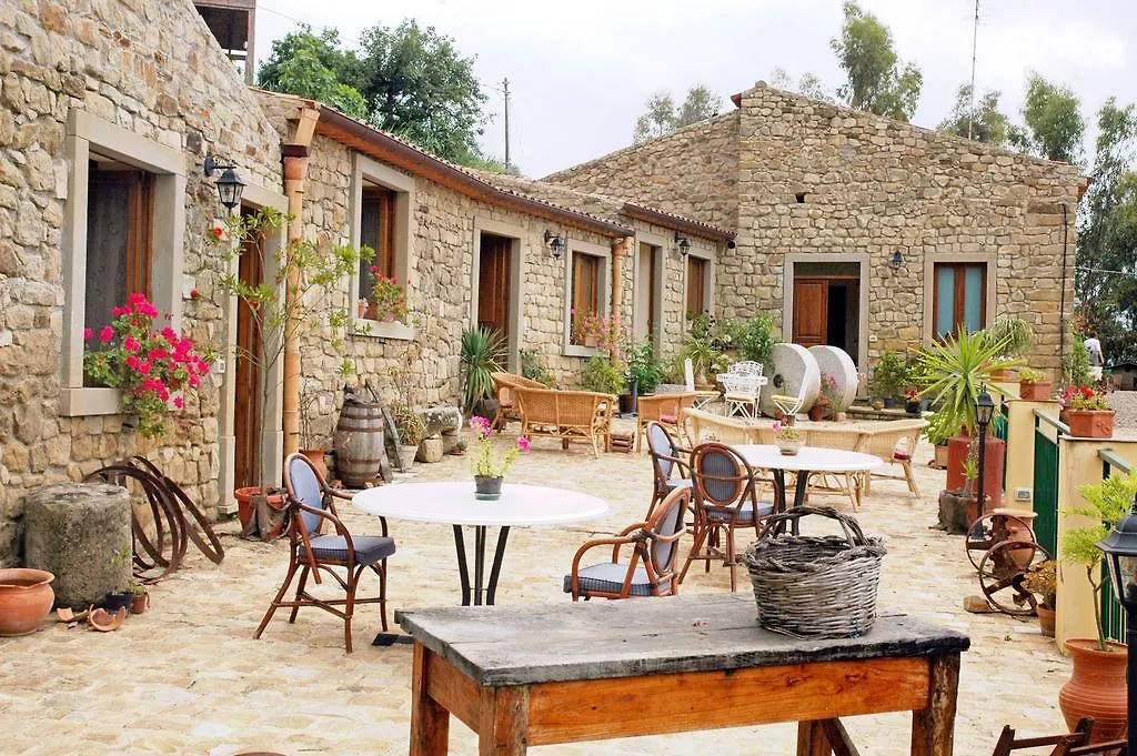 San Noto Antica Residenza Di Caccia Bed & Breakfast Ficarra